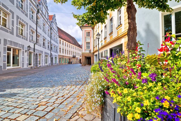 アンスバッハだ 旧市街アンスバッハの絵のような通りの景色 ドイツのバイエルン地方 — ストック写真