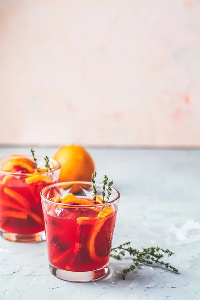 Cóctel Alcohol Con Naranjas Sangre Siciliana Rodajas Campari Zumo Naranja —  Fotos de Stock
