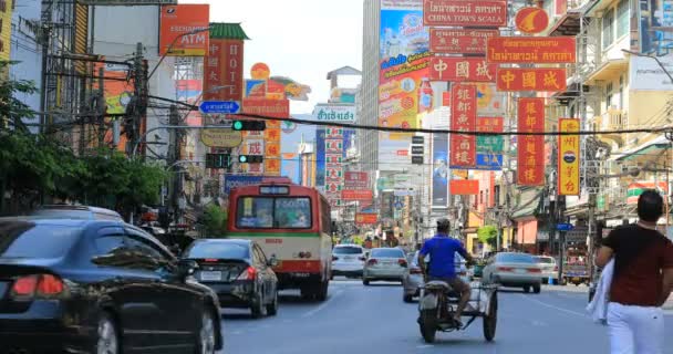 Bangkok Thailand January1 2018 Traffic Yaowarat Road Yaowarat China Town — Stock Video