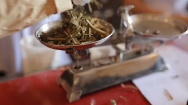 Tay bitki kilo geleneği denge ölçek ölçmek