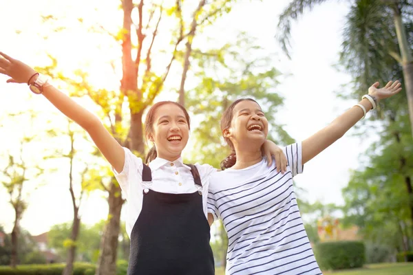 Two Asian Teenager Laughing Happiness Emotion Green Natural Park — Stock Photo, Image