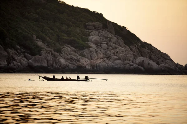 Villageois Pêchant Sur Bateau Longue Queue Koh Tao Sud Thaïlande — Photo