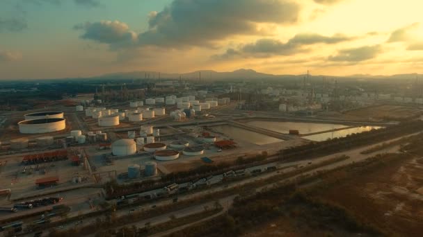 Aerial View Panorama View Oil Refinery Storage Tank Heavy Petrochemical — Stock Video