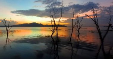 bangpra su rezervuar chonburi Tayland Doğu güzel günbatımı gökyüzüne havadan görünümü