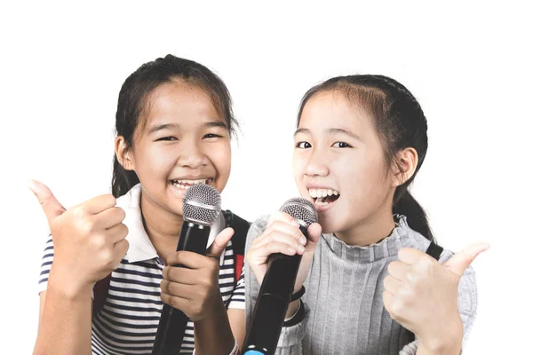 Alegre Asiático Adolescente Amigo Cantar Canción Con Felicidad Emoción — Foto de Stock