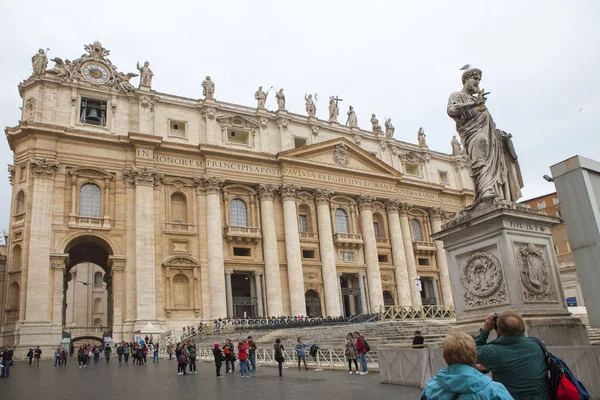 Peter Vaticano Roma Itália Novembro Turista Tirar Uma Foto Frente — Fotografia de Stock
