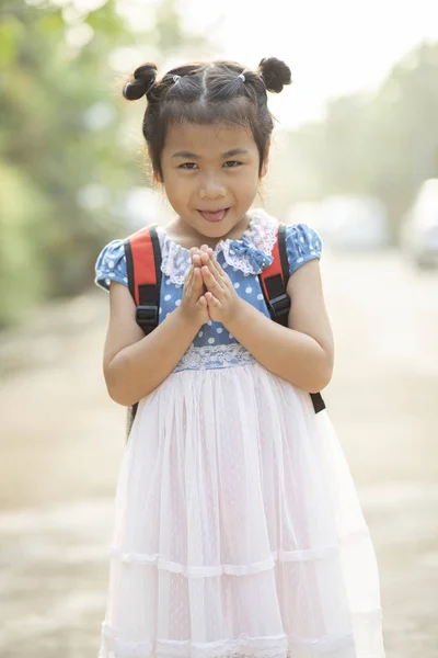 Asiatique Enfants Sawasdee Salutation Thai Culture — Photo