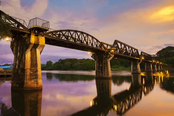 Железнодорожный Мост Смерти Через Реку Кхве Канчанабури Одно Важных Исторических — стоковое фото