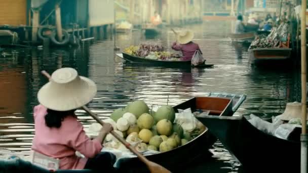 Damneion Saduak Floating Market Ratchburi Ththailand — стоковое видео