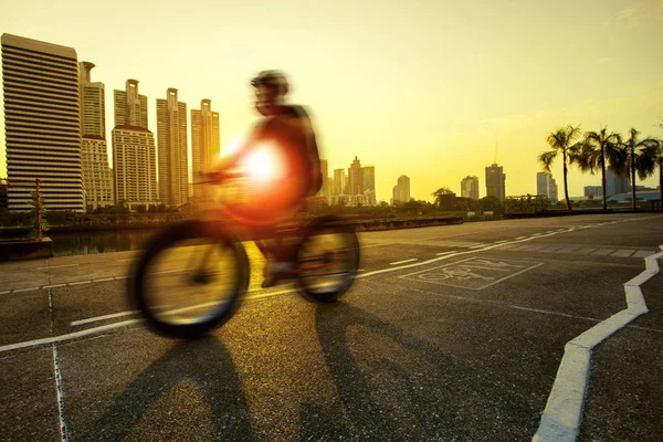 Man Rider Sport Cykel Offentlig Park Bangkok Thailand — Stockfoto