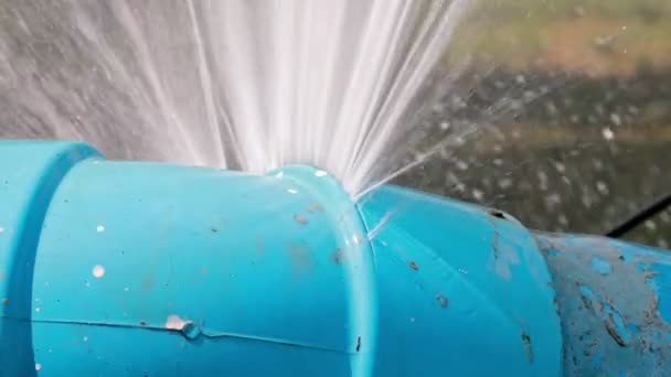 Voda Která Vytéká Velkého Pvc Pro Vodní Trubky Použití Pro — Stock video