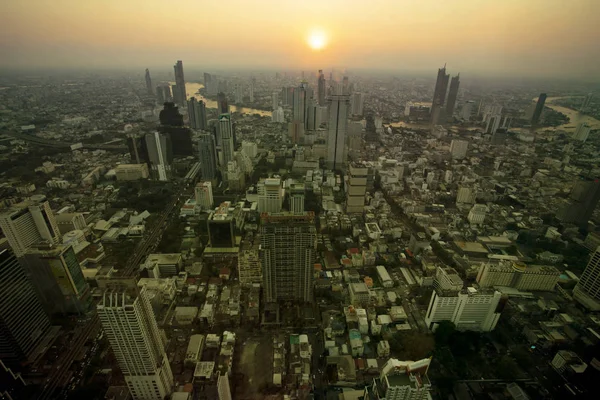 Bangkok Tayland - february28, 2019: bangkok gökdelen mah üzerinden — Stok fotoğraf