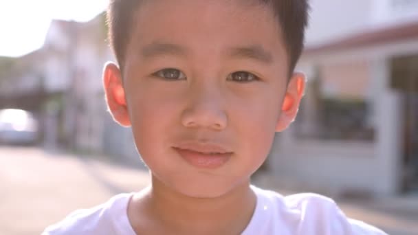 Close Rosto Asiático Crianças Dente Sorridente Rosto — Vídeo de Stock