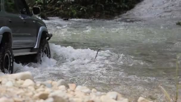 Nakorn Nayok Thailand July2017 Geländewagen Überquert Natürlichen Bergdampf Nakorn Nayok — Stockvideo