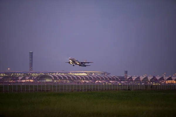 Bangkok tailandesa- setembro29,2018: bangkok airway plane depa — Fotografia de Stock