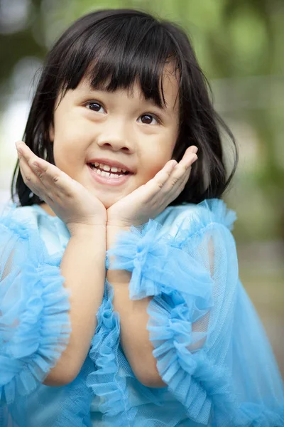 Close up face asian girl children toothy smiling face happiness — Stock Photo, Image