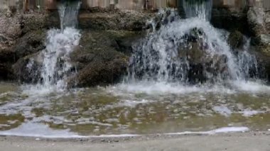 deniz kıyısına kentsel waster drenaj, çevre sorunu