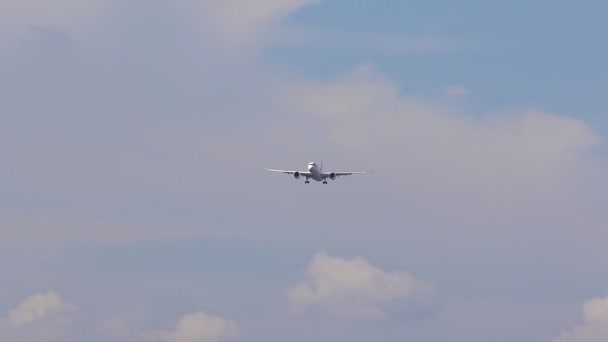 Подход Самолета Пропеллера Посадки Аэропорт — стоковое видео