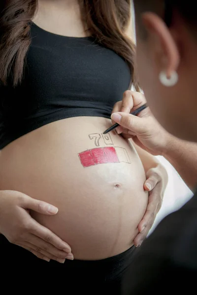 Husband Drawing Percent Pregnant Belly — Stock Photo, Image