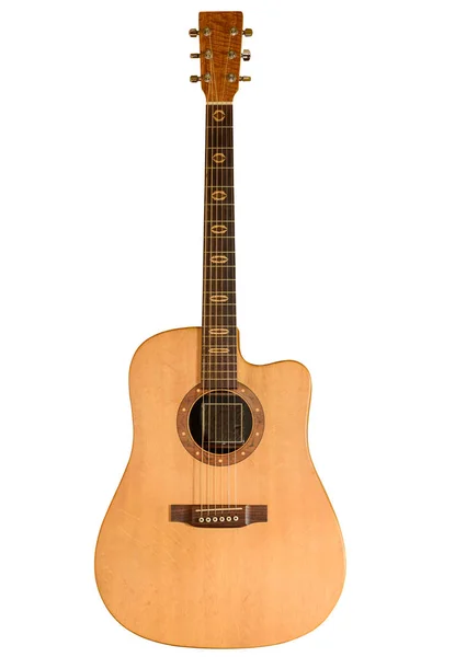 Gelbe Akustikgitarre auf weißem Hintergrund — Stockfoto