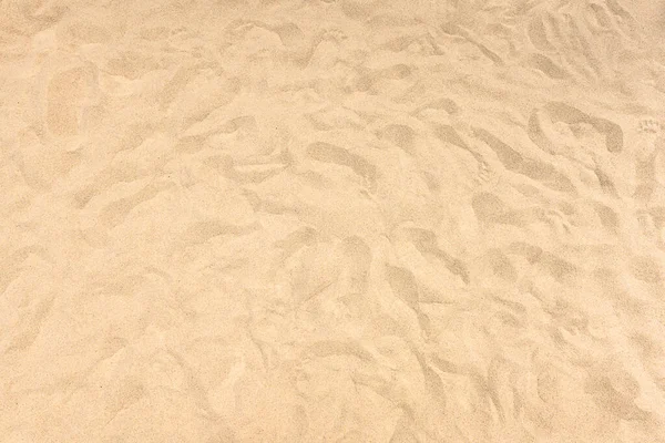 タイのプーケットで夏のビーチでの黄色の砂のパターンの背景と質感 — ストック写真