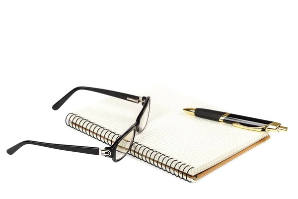 Notatnik Długopis Izolowana Białym Tle Okulary — Zdjęcie stockowe