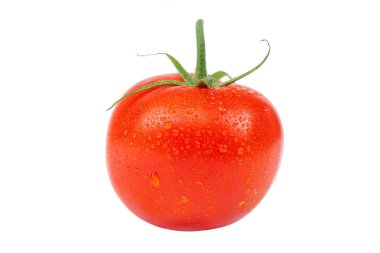Beyaz arka planda izole edilmiş taze kırmızı domatesler.