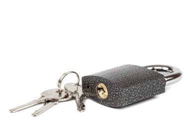 asma kilit ve beyaz arka plan üzerinde izole tuşları.