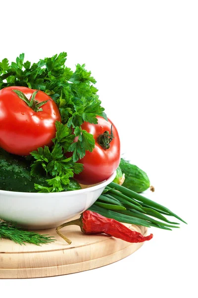 Verduras frescas aisladas sobre un fondo blanco — Foto de Stock