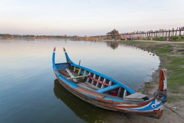 ubein Bridge sunrise, mandalay, myanmar, ahşap tekne