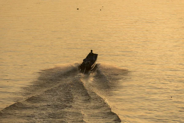 Silhouette Batelier Coucher Soleil Sur Mékong Vientiane Laos — Photo