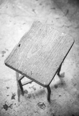 empty wooden table in black and white 