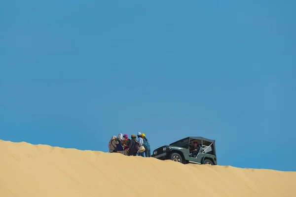 Муй Вьетнам Января Туристы Наслаждаются Пустыне Джипе Автомобиль Муй Januaryl — стоковое фото