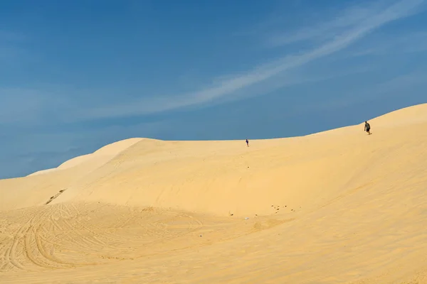 Dunas Areia Branca Com Céu Azul Mui Vietnã — Fotografia de Stock