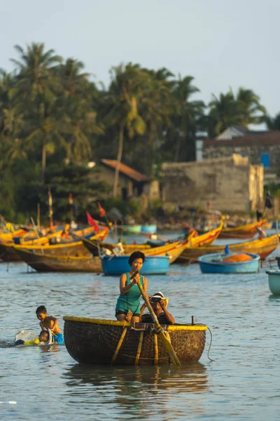 Mui Vietnam February 2016 Fishing Village Colorful Fishing Boats Mui — Foto de Stock