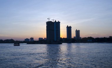 gece manzarası, bangkok, Tayland, yansıması ile Bangkok şehir şehir merkezinde