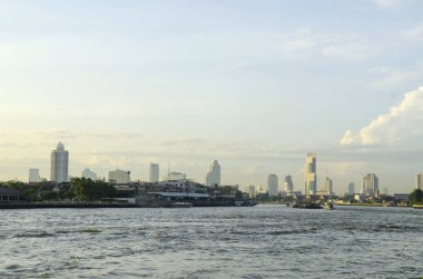 Deniz okyanus ve gökdelen içinde malaysia, Asya ile Penang cityscape.