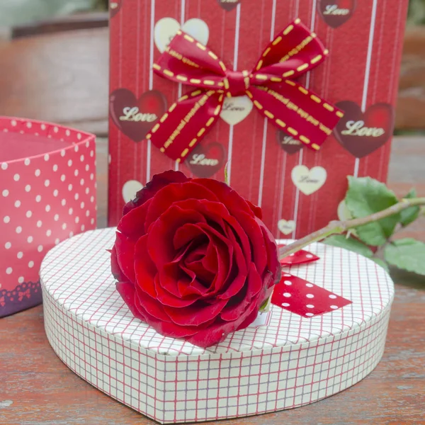 Троянди Подарунки Нагоди Дня Святого Валентина — стокове фото