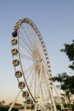 Blue Sky 'da Retro Dönme Dolap