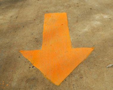 yellow arrow in the direction way, a road sign