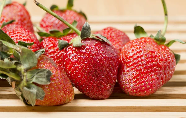 Taze çilekler. Kapatın.