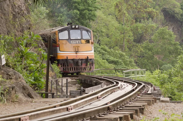 Görünüm Tay demiryoluna güzeldir.