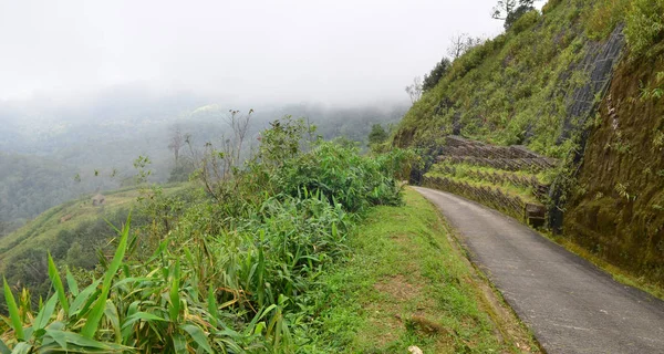 Güzel dağ manzarası Tayland