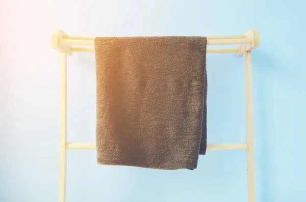 Towel Spread Clothesline Blue Wall — Stock Photo, Image