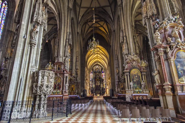 Köln Deutschland Juni 2018 Weitwinkelinnenansicht Des Kölner Doms Beeindruckende Gotische — Stockfoto