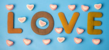 Sevgililer Günü için kelime Aşk