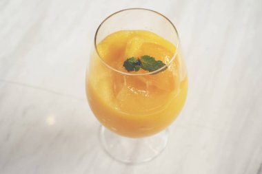 Mango Suyu Sağlık İçin Harmanlandı