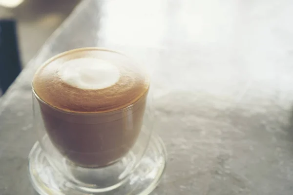 Káva Latte art, latte Art v kávovém šálku — Stock fotografie