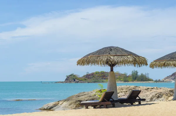 Bed Beautiful Beach Blue Sky Thailand — Stock Photo, Image