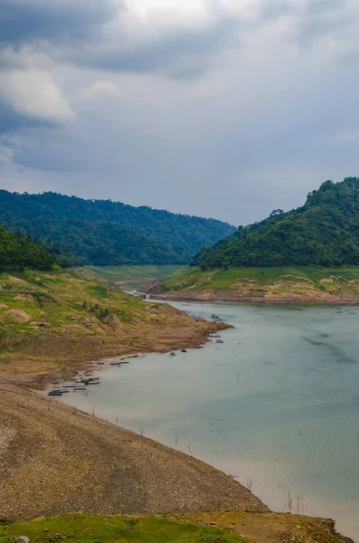 Горный Источник Воды Позади Плотины Кхун Дан Пракан Чон Накхон — стоковое фото